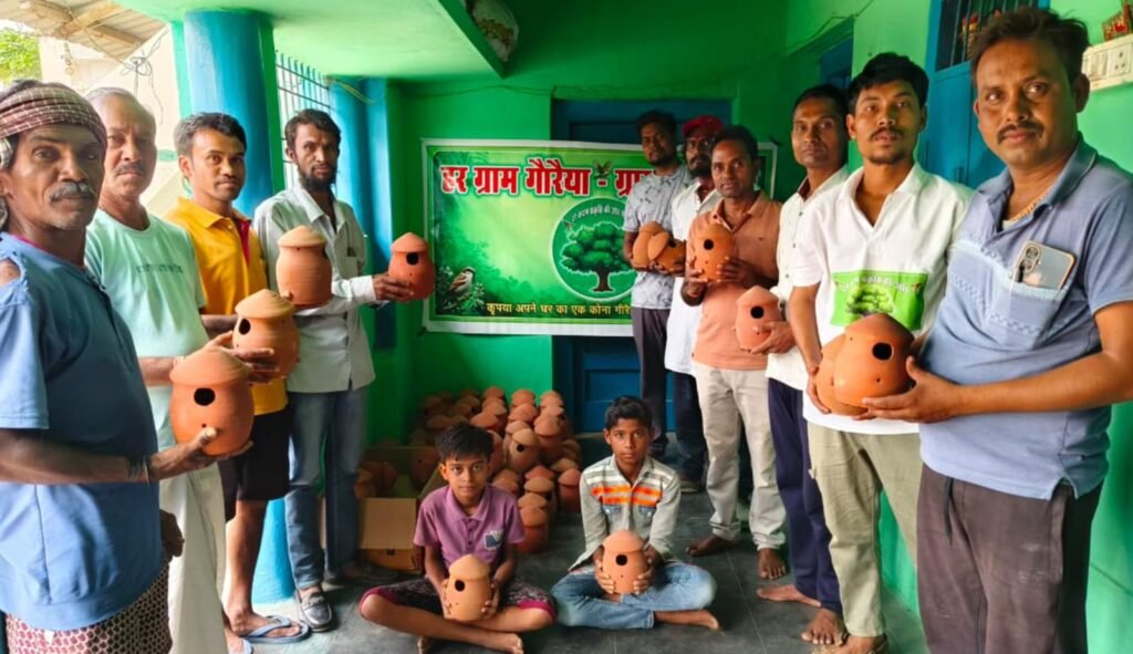 पर्यावरण संरक्षण की अनूठी मिसाल: ‘दो कदम प्रकृति की ओर समिति’ ने ग्राम धौराभाठा और घोंच को बनाया ‘गौरैया ग्राम’