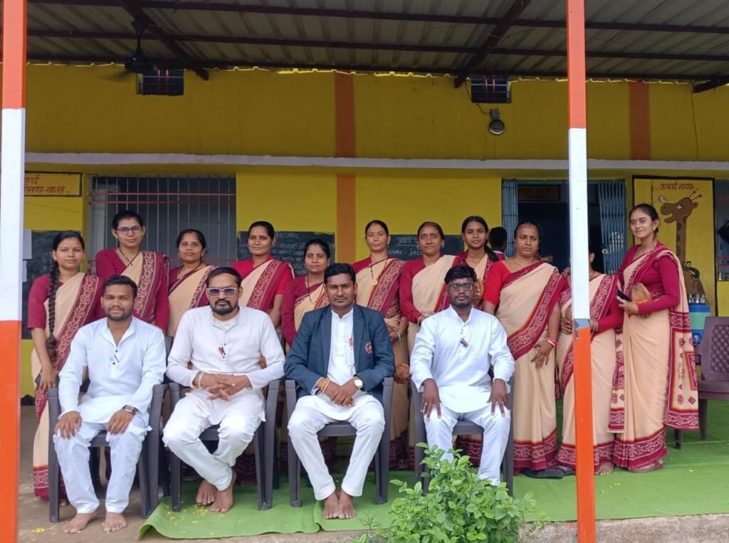 सरस्वती शिशु मंदिर हाई स्कूल में मनाया गया गुरु पूर्णिमा का उत्सव..