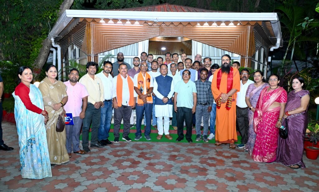 संत शिरोमणि गुरु रविदास जी एवं समाज कल्याण हेतु लिए मुख्यमंत्री द्वारा लिए गए 05 ऐतिहासिक निर्णयों का ध्रुव मिर्धा ने किया स्वागत-लिखा आभार पत्र