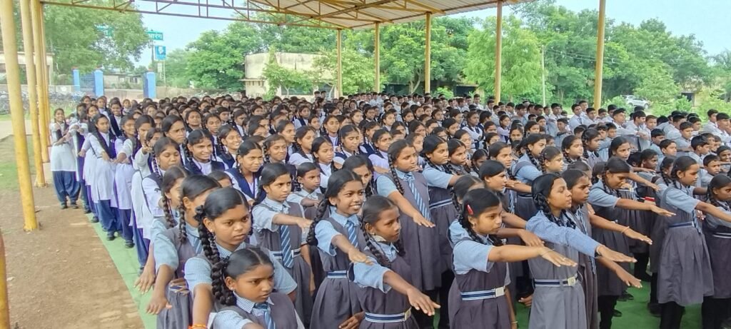 नशामुक्ति जागरूकता कार्यक्रम-स्कूल में विद्यार्थियों ने लिया नशामुक्ति का संकल्प