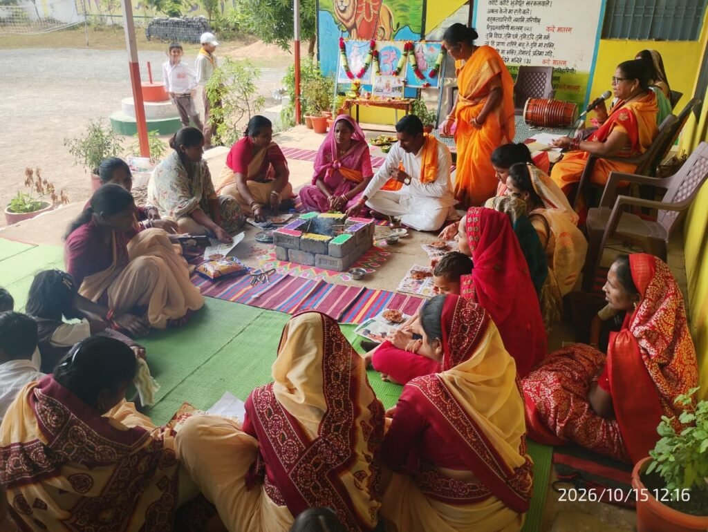सशिमं हाई स्कूल में हवन-पूजन एवं नवकन्या भोज के साथ संपन्न हुई मातृगोष्ठी-बच्चों के सर्वांगीण विकास पर हुई चर्चा